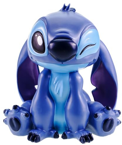 Christmas Inspirations Gartenfigur XXXL Stitch Disney frecher Lilo & Stitch Alien zum Verlieben Sitzend - mit Ohren unten (63,5 cm) - Mehrfarbige Deko-Figur aus Polyresin - Offiziell lizenziert!