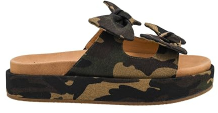 Corkys Footwear Sandalias de plataforma Lil Bit Knotty de 1.5 pulgadas para mujer, con dos correas adornadas con lazos y una plantilla ligeramente acolchada para uso durante todo el día, Camuflaje