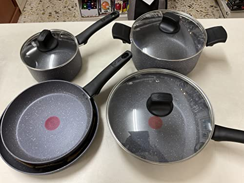 Lagostina Cucina Green Set di Pentole Antiaderenti, 8 Pezzi, 2 Padelle 24, 28 cm, Casseruola Manico Lungo 18cm, Casseruola Fonda 24cm, Wok 28cm, 3 Coperchi 18, 24, 28 cm, Anche Induzione