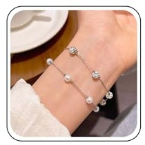 Yheakne Pulsera vintage de perlas de cristal en capas, pulsera de plata con circonita cúbica, cadena de perlas de diamantes de imitación, pulseras de cuentas blancas, joyería de cadena de mano para