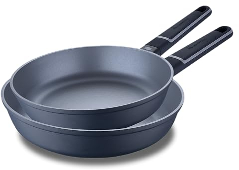MasterPro Indigo - Juego de 2 Sartenes de 20 y 24cm - Fabricados en Aluminio Fundido - Interior Pfluon 2 Capas Antiadherente - Mango Azul Oscuro Soft Touch - Punto Induccion
