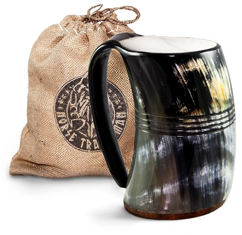 Norse Tradesman Taza de Cuerno para Beber Vikingo Genuino - Jarra de Cerveza Vikinga Premium de 900 ml con Fondo de Madera Súper Reforzada y Grabados de Anillos | The Eternal, Pulido, Extragrande