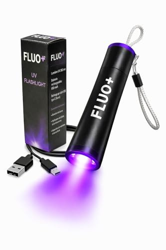 FLUO + Lampe Torche UV 365nm plus puissante que 395 nm LED Lumière Noire Ultraviolet, batterie rechargeable pour Traceurs Fluorescents urine de Chien, Chat Tapis Détecteur Vérifie L'argent