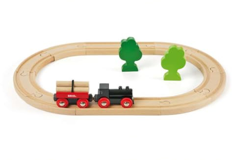 BRIO 33042 Lilla skogståget Startset| Little Forest Train Set 18 delar. Leksakståg med tillbehör och skenor i trä. Från 24m+. För det lilla barnet.