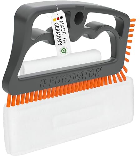 FUGINATOR® Fugenbürste – Fugenreinigung in Bad, WC, Küche - Reinigung von Wand- und Bodenfliesen - handliche Bürste für Fugen und Fliesen – Spaltreinigungsbürste mit Bezug (grau/orange)