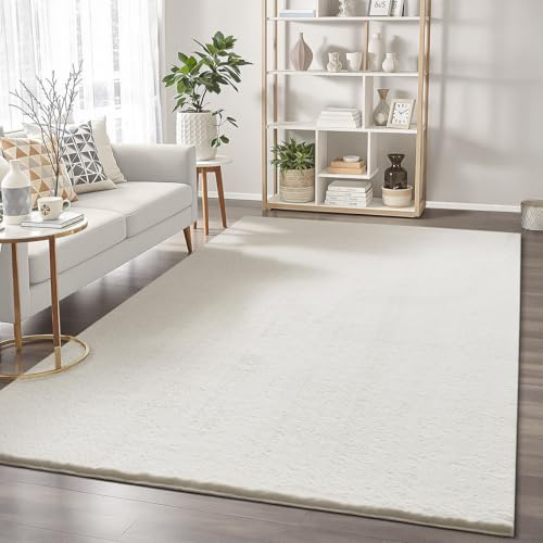 the carpet Cosy – Kuscheliger Fellteppich, Weich & Elegant, Waschbar und Für Fußbodenheizung Geeignet, Öko-Tex Zertifiziert, Hochwertiger Kunstfell Teppich, Creme, 120 x 160 cm