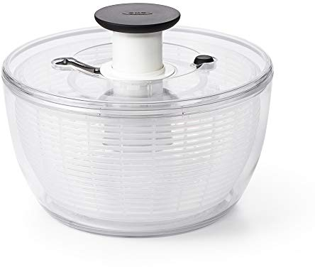 OXO Good Grips Salatschleuder mit Sieb und Deckel – zum Waschen und Trocknen von Salat
