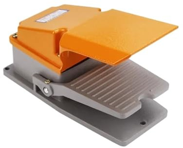 LT4 fotpedalbrytare direkt tillverkare erbjuder silvertouch-fotstegsbrytare 220 V 380 V självlåsande fotpumpsknapp (LTH-1/6)