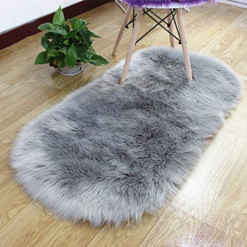 SMTCM Ovaler Kunstfell Teppich Bettvorleger Sofateppiche Plüschteppiche Fellimitat Weich Langflor Flauschiges Hochflorteppiche Geeignet für Schlafzimmer Wohnzimmer Kinderzimmer