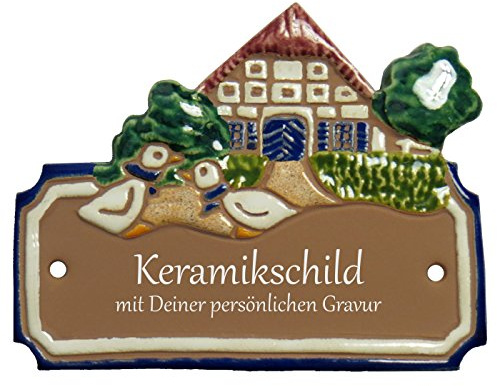 Handarbeit aus Schleswig-Holstein Keramikschild 12,0 x 9,0 cm Motiv Gänse vor Fachwerkhaus (braun)