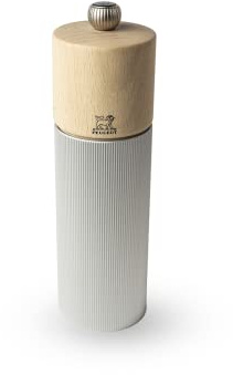 PEUGEOT - Pfeffermühle Line 18 cm + Schwarzer Pfeffer - Klassische Mahlgradeinstellung - Aluminium und Holz mit PEFC-Siegel - Französisches Know-howreich - Naturfarben