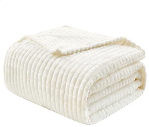 EMME Kuscheldecke 130x150 Fleece Weich Warm Flauschig Weiß Tagesdecke | OEKO-TEX Zertifiziert Mit 3D-Touch-Erlebnis Als Überwurfdecke Couchdecke Sofadecke Wohndecke Für Erwachsene Ganzjährig