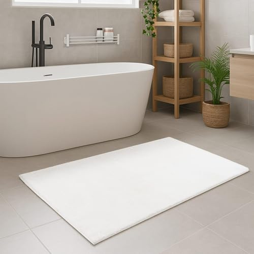 carpet city Badezimmer-Teppich Waschbar Weiß 67x110 cm - Weicher Badvorleger Einfarbig rutschfest - Duschvorleger, Badematte Soft-Touch Haptik