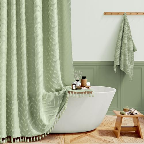 BTTN Boho Farmhouse Duschvorhang, Grün Getufteter Chevron-Badvorhang mit Quasten, Langlebig Waschbar Vintage Bohemian Rustikaler Duschvorhang-Set mit 12 Haken, 182 x 200 cm, Salbeigrün