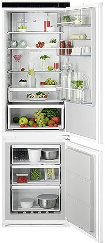 AEG TSC6M183ES Einbau-Kühl-Gefrierkombination / Serie 6000 mit TwinTech / 1780 mm / Gefrierteil unten / 249 L / NoFrost / Schlepptür / E