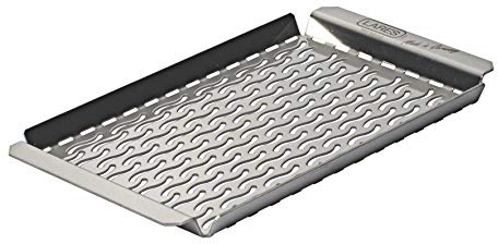 Lares Grillschale Edelstahl 20x11x1 cm – BBQ Schale mit Lochung – Wiederverwendbar & Rostfrei – Für Gasgrill, Elektrogrill, Holzkohlegrill – Spülmaschinengeeignet – Made in Germany