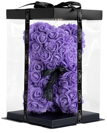 Infinity® Rosenbär Lila 25 cm – Handgefertigter Bär mit Geschenkbox & über 300 duftenden 3D-Rosen – Geschenk für Frauen, Geburtstag oder Jahrestag