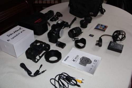 Pentax K10D SLR-Digitalkamera (10 Megapixel, 3D-Bildstabilisator) schwarz inkl. DA 18-55mm f1:3,5-5,6 Objektiv