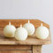Lights4fun Conjunto de 4 Velas TruGlow® en Forma de Bolas con LED Blanco Cálido a Pilas para Interiores