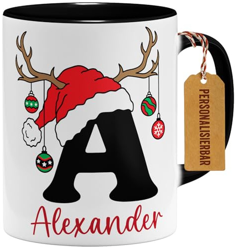 OM3® Personalisierte Weihnachtstasse mit Buchstaben & Name - Individuelle Kaffee-Tasse mit eigenem Namen - Rentier - Keramik Becher - 325ml - Beidseitig Bedruckt - Schwarz