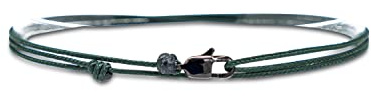 Made by Nami Tunt Wrap Armband för Dam & Herr – Justerbart Snörearmband med Karbinhake i Rostfritt Stål – Handgjort Vattentåligt Surfarmband – Minimalistiskt Marint Smycke (Smaragd Svart)