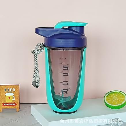 EACHPT Protein Shaker 600 ml Coctelera de Proteínas para batidos Complementarios, Shaker Proteine con tapón de rosca, tamiz y escala de Medición A prueba de fugas, sin BPA ni DEHP