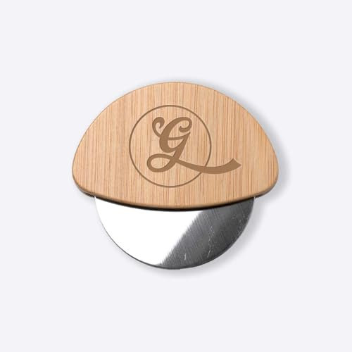 Ruota Rotella Tagliapizza in bamboo e Acciaio personalizzato con iniziale Inox Idea regalo Natale Cena Casa Amici Parenti Sposi Divertente per Pizza Focaccia Cibo Amore Cucina2
