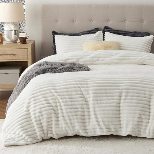 Bedsure Fluffy Duvet Cover Set, Warm Flannel Fleece Bedding, White, King