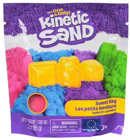 Kinetic Sand Sweet Bag – Avec 85 g de sable magique original dans l'une des quatre couleurs (choix aléatoire) et 1 moule à bonbons pour jeu créatif de sable et de rôle en intérieur, pour les enfants à