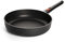 Woll Eco Lite QXR Hochrandpfanne - Induktiv - Ø 28 cm, 7 cm hoch, mit abnehmbarem Stiel - Geeignet für alle Herdarten, PFAS-frei,100% recyceltes Aluminium, backofenfest, schwarz