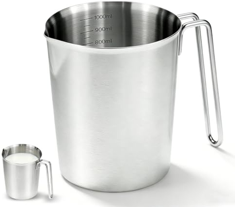 Messbecher Edelstahl 1L - 304 Edelstahl Messbecher 1 Liter mit Griff, Litermaß & Skalen (ML/OZ) | Milchkännchen l Spülmaschinenfest für Küche, Latte Art & Backen