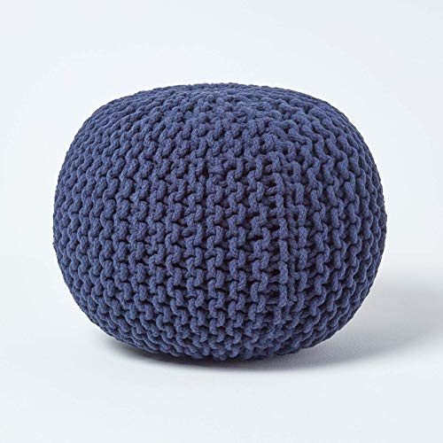Homescapes Pouf Strickpouf rundes Bodenkissen, Sitzpouf 35 x 40 cm, gepolsterter Sitzhocker, Sitzpuff/Puff mit grob gestricktem Bezug aus 100% Baumwolle, Strickpuff, blau/Marineblau