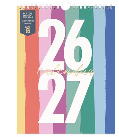 Busy B Calendrier mural août 2026/2027, planificateur académique quotidien avec vue mensuelle, tâches, notes, autocollants, poche de rangement, 29,5×22 cm, motif Rayures multicolores. | Planificateur mural avec vue mensuelle, listes de tâches, notes, autocollants et poche. Parfait pour les personnes occupées