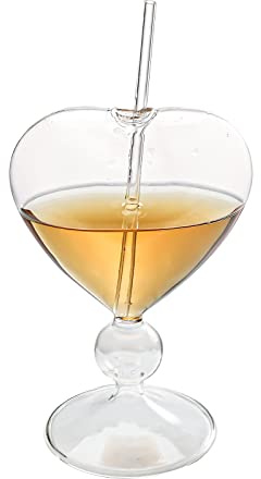2 Pack Heart Shaped Cocktail Glasses, 240ml Clear Wine Glass with Straw Stripe Glass Juices Cup Martini Glasses for Women Night Party Home Bar Decor(Glossy)
