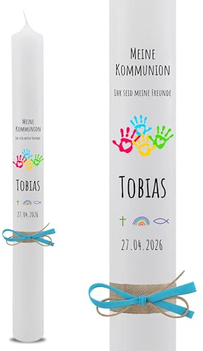 VILLA ROSA LOTTA – Personalisierbare Kommunionkerze „Tobias“ mit Wunschdaten, Rückseite und Holzbox | Hände Herz Motto 2026 | 40 cm x 4 cm | für Jungen und Mädchen | Altarkerze elfenbein