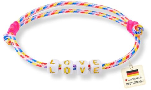 happymaker - Boho Schmuck für den Sommer, wasserfest und handmade in Deutschland, Surfer Armband Damen aus Segeltau mit echter Süsswasserperle, Buchstaben und Anhänger