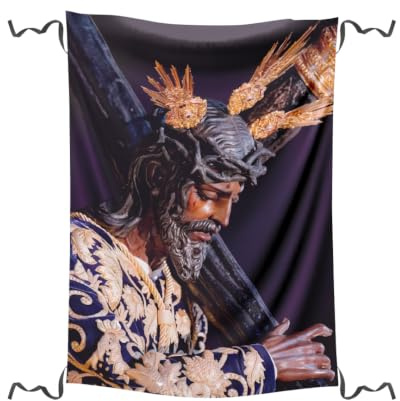 Pla Pla Pla Balconera Cristo de los Gitanos. Decoración religiosa de tela 100x70 cm. Balconera Cristo de los Gitanos Sevilla decoración balcón. Tela impresa Cristo de los Gitanos