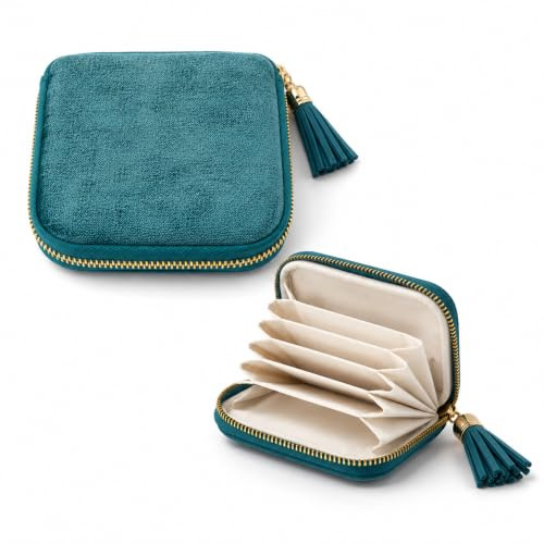 Govritt Travel Jewellery Box, Green Jewellery Organiser, Travel Essentials | Compact green zip case with accordion pockets, ring roll and earring panel for small jewellery. Jewellery not included.