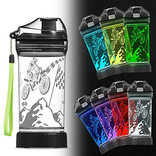 Ammonite Bouteille d'eau de moto pour enfants avec lumière LED 3D pour vélo de saleté 14 oz Tritan sans BPA Cadeau créatif de motocross idéal pour les enfants garçons école de sport camping