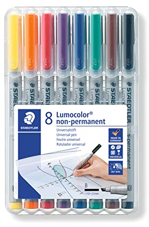 STAEDTLER Universalstift Lumocolor non-permanent, breite Keilspitze ca. 1,0 - 2,5 mm, feucht abwischbar, für fast alle Oberflächen, 8 Folienstifte in sortierten Farben, 312 WP8