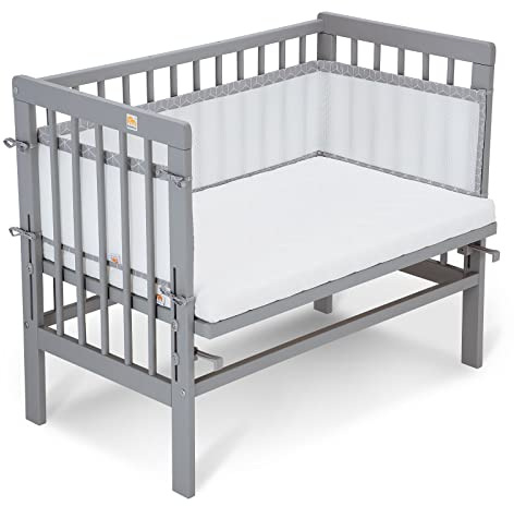 FabiMax 4674 Beistellbett Basic grau, inkl. Matratze Comfort und Nestchen graue Würfel