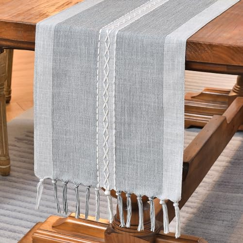 Wracra Tischläufer Grau Baumwolle Leinen,Tischläufer Stickerei Bauernhaus | 180cm, Gestickt Strukturiert Design, Boho Tischläufer Handquasten, Maschinenwaschbar, Esszimmer, Feiertage, Party, Wohnkultur