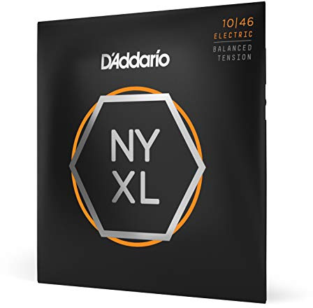 D'Addario gitarrsträngar – NYXL elgitarrsträngar – NYXL1046BT – oöverträffad styrka, inställningsstabilitet, förbättrad mellanintervall – för 6 stränggitarrer – 10–46 regelbunden ljusbalanserad