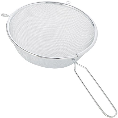 Chef Aid 18cm Long Handled Metal Sieve, Kitchen Essential Tool and Ideal for Straining, draining, Washing and Wide Range of Foods, with a fine mesh for Ease of use