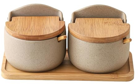 Conteneurs à sel | Rangement d'assaisonnement de comptoir | Lot de 2 salières avec cuillère en bois | Boîte d'assaisonnement en céramique avec couvercle en bois | Bocal de rangement polyvalent pour