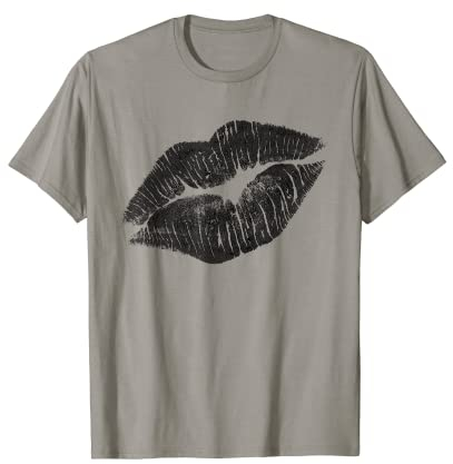 Schwarzer küssender Lippenstift | Perfektes 80er Jahre Party Design T-Shirt