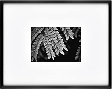 MCS Master & Co. Foundry Metal 11x14 Matted Picture Frame with 5x7 Photo Display, Black Vertical & Horizontal Wall Hanging Frame for Photos & Artwork (1-Pack)