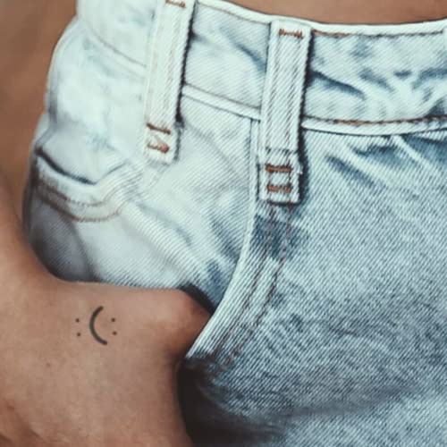 MyJagua Tattoo • Smiley2Face | 1-2 Wochen Tattoo | Auf Pflanzenbasis | Hautverträglich | Wasserfest | Neue Tattoo Technologie | Kein Klebe Tattoo
