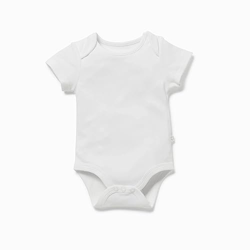 MORI Baby – unisex spädbarnsbodysuit med kuverthals – premium kortärmad bodysuit tillverkad av ekologisk bomull och bambu – perfekt för varma dagar, Vitt, 18-24 månader