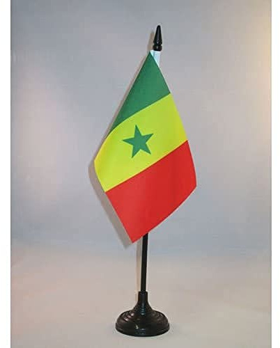 AZ FLAG Drapeau de Table Sénégal 15x10 cm Polyester 100D Socle Plastique | Usage intérieur Drapeau de bureau sénégalais Senegaal finition cousue et bords renforcés